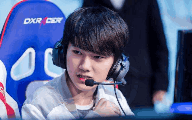 你是不是被情绪带飞（你是否被情绪左右？）